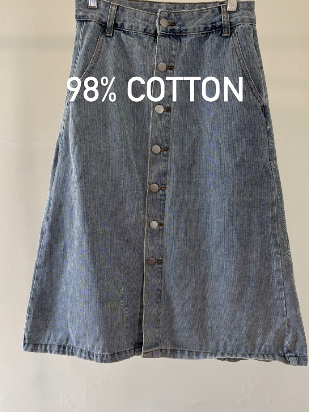 Button-Front Denim Skirt in Light Blue | 98% cotton | Size S